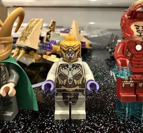 LEGO Marvel: Quinjet Aerial Battle (6869)