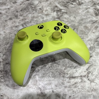 Microsoft Xbox One Wireless Controller Shock Volt Neon/Lime Green Model 1914