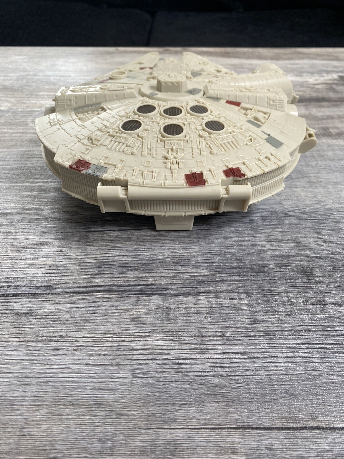 MICRO MACHINES 2015 Hasbro Star Wars Millennium Falcon Micro Machines