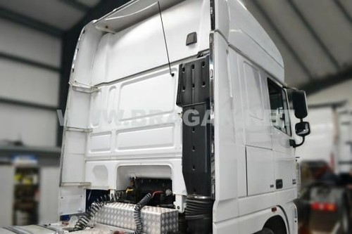 Perimeter Kit + LEDs For DAF XF105 Super Space Stainless Steel Vertical Strips - Picture 6 of 12
