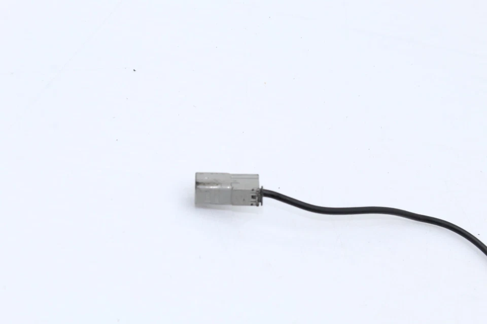 04-06 凯迪拉克 SRX ANTENNA Q2022 保修和延长保修 — 第 3/4 张图片