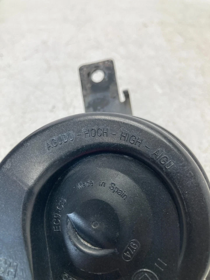 05-11 Mercedes Benz SLK 350 sinal de buzina de passo alto tom Bosch OEM A0065420620 - Imagem 4 de 4