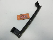 LEFT FRONT DOOR GLASS WINDOW TRACK GUIDE PANEL PLASTIC BRACKET MOUNT SUPPORT LH