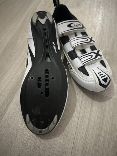 Scarpa Ges per Bicicletta Lucido t44 Attacco Boa Compatibile SPD - Ges - Foto 2 di 2