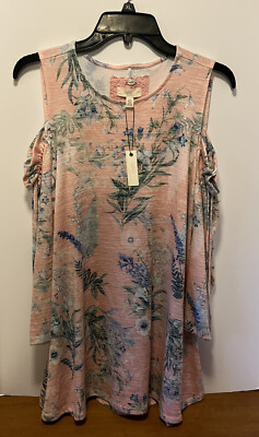 Cupio crew Neck Size Medium flowers