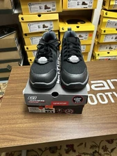 Skechers Composite Toe Work Shoe- Size 7.5 M- 200098- BRAND NEW IN BOX!