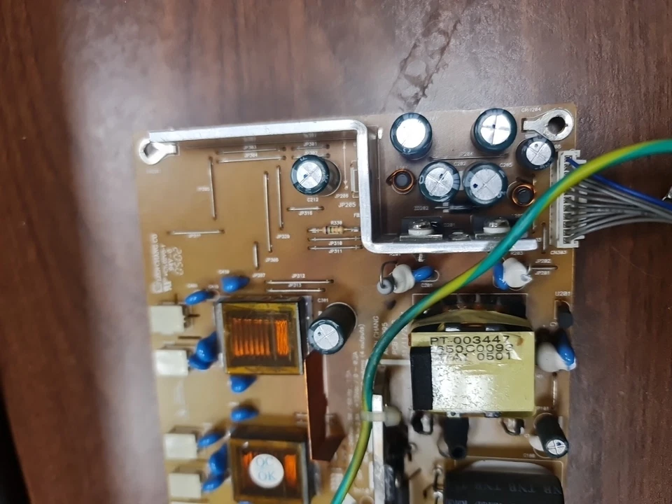 IBM MODEL:6734-AB9 Sheda di alimentazione AIP-0095 PCB REV:G monitor L170M - Image 3 of 4