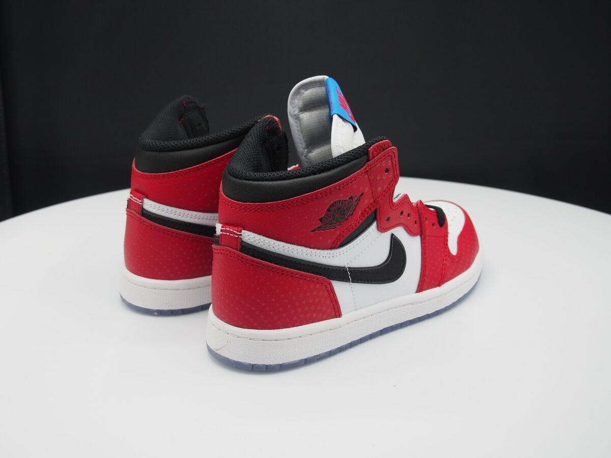 Nike Air Jordan 1 Retro High OG Nike Air Jordan 1 Retro High OG