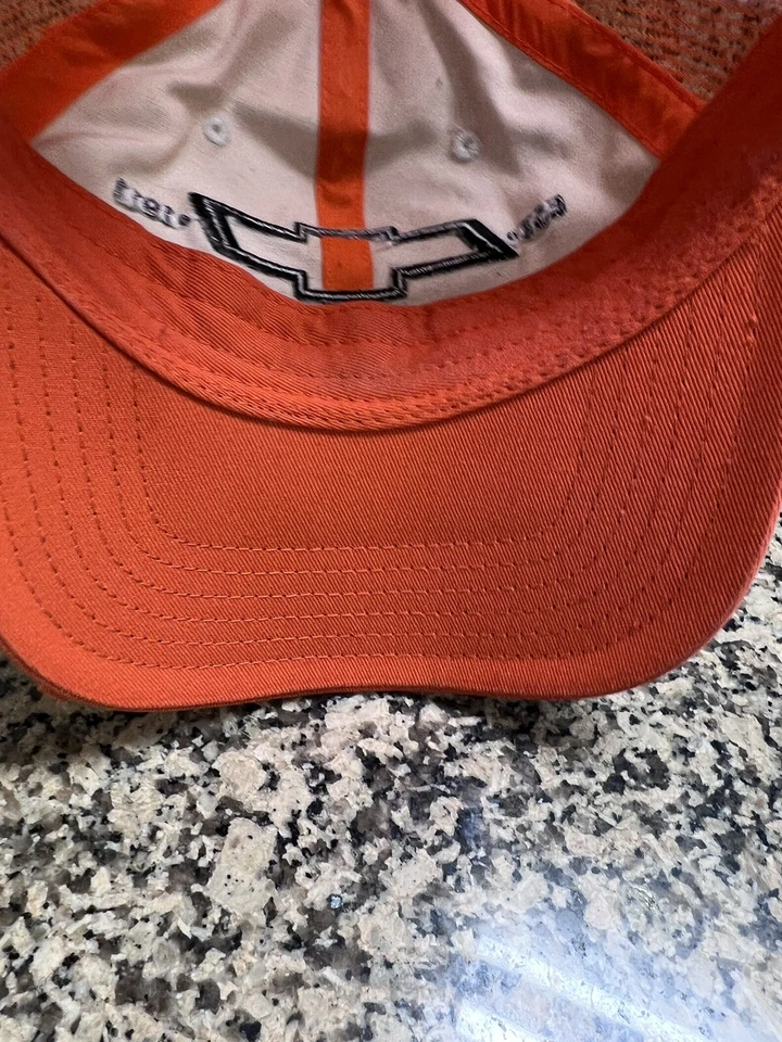 Sombrero de camionero Chevrolet Motor Co naranja/tostado envejecido con logotipo Foto 4 de 4