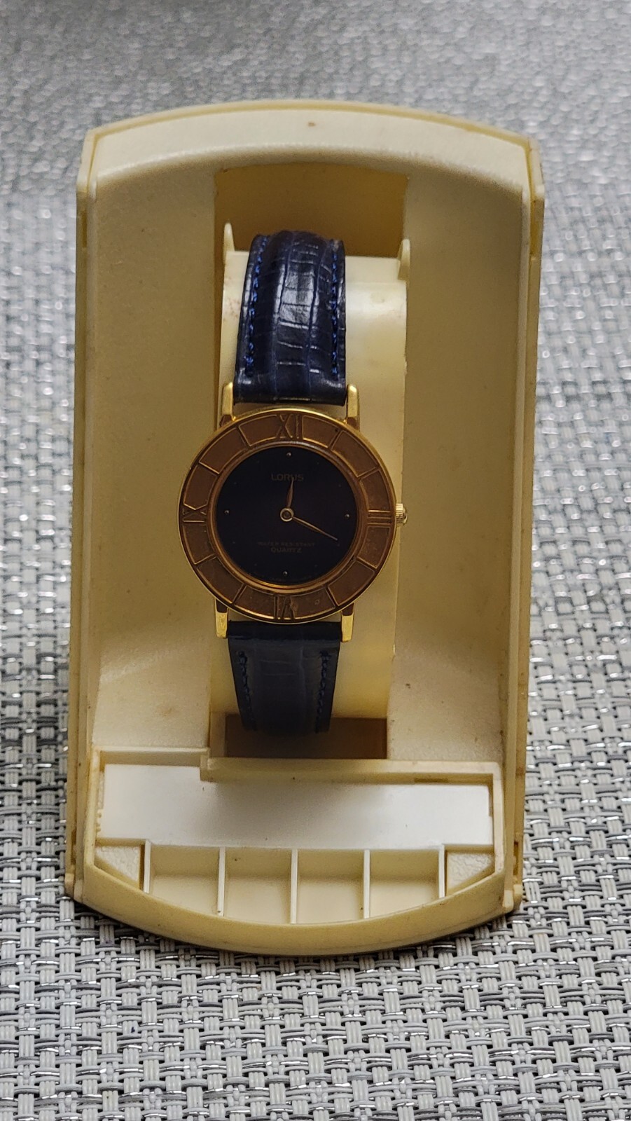 Vintage Lorus V500-6A80 Gold Plated Ladies Watch with Blue Dial & Quartz Band  
