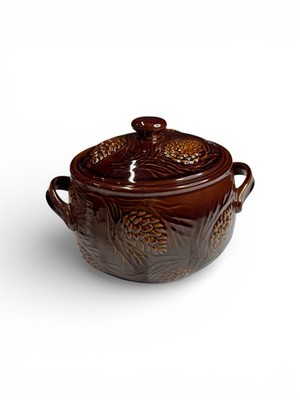 Celebration HOME Stoneware Collection Lidded Casserole Bean Pot Pinecone Brown