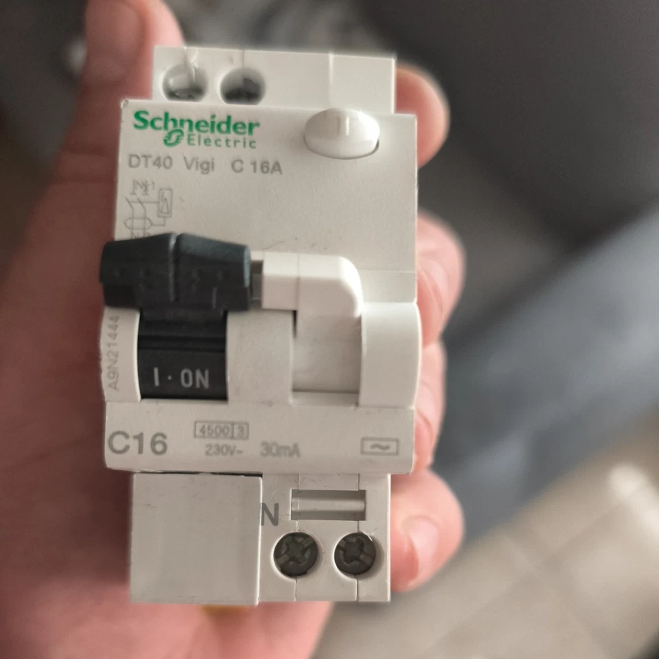 Schneider Electric Acti9 iDD40T Disjoncteur Différentiel - A9DA2616 - Photo 3/4