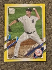 2021 Topps - Zach Britton #254 Yellow -  New York Yankees - Baseball Card