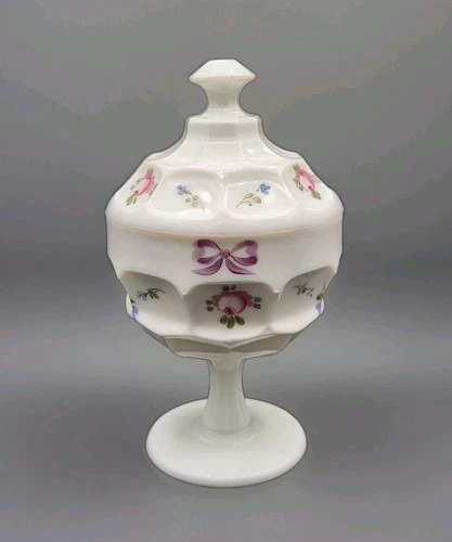 VTG Westmoreland Lidded Milk Glass Candy Dish Footed Roses And Bows Ashburton