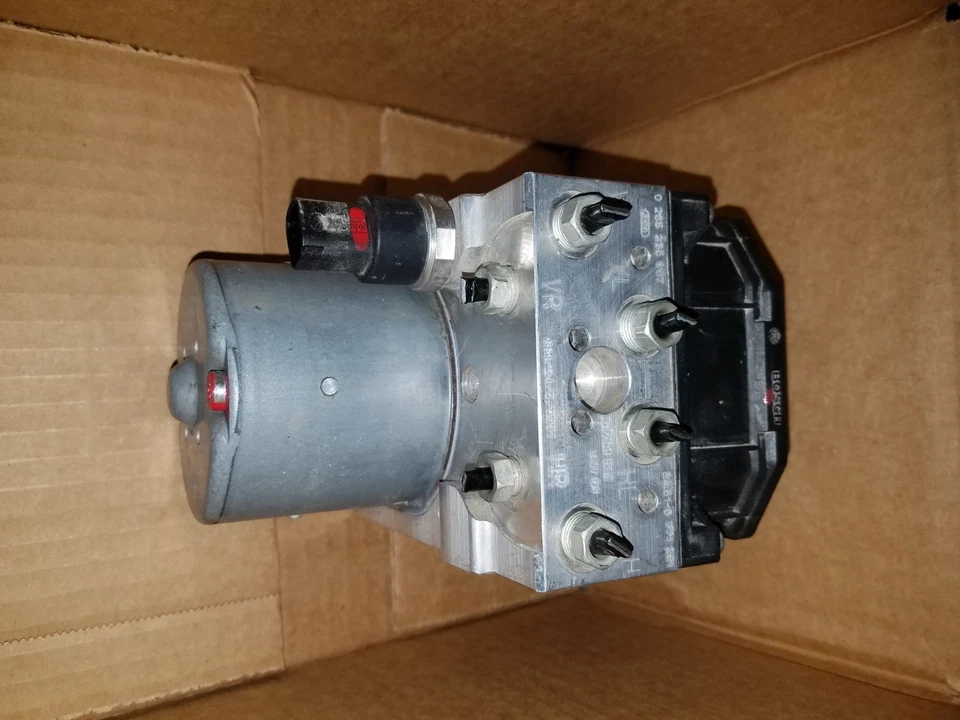 BMW SERIE 7 2003 A 2008 ABS DSC ANTIBLOQUEO BOMBA DE FRENO ACTUADOR MÓDULO DE MONTAJE Foto 4 de 4