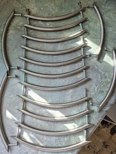 18 zakrzywionych uchwytów kuchennych ze stali nierdzewnej