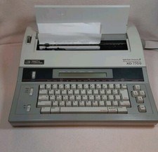 Smith Corona XD 7700 Electric Typewriter thumbnail