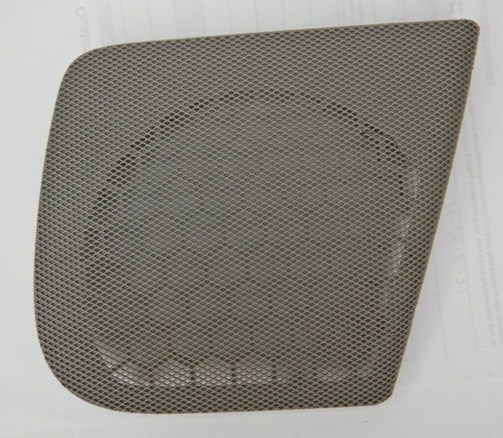 05-13 Genuine AUDI A3 S3 Quattro Rear Right Speaker Trim 8P4035436