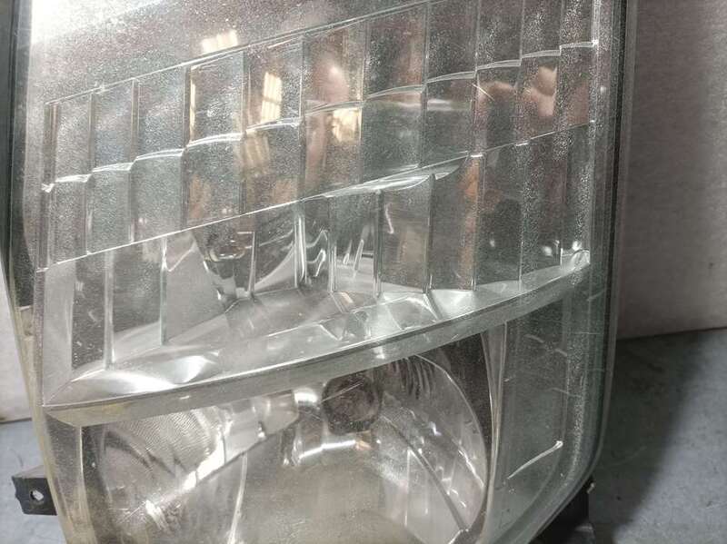 26060MB400 headlamp left side for NISSAN CABSTAR CHASIS CABINA 