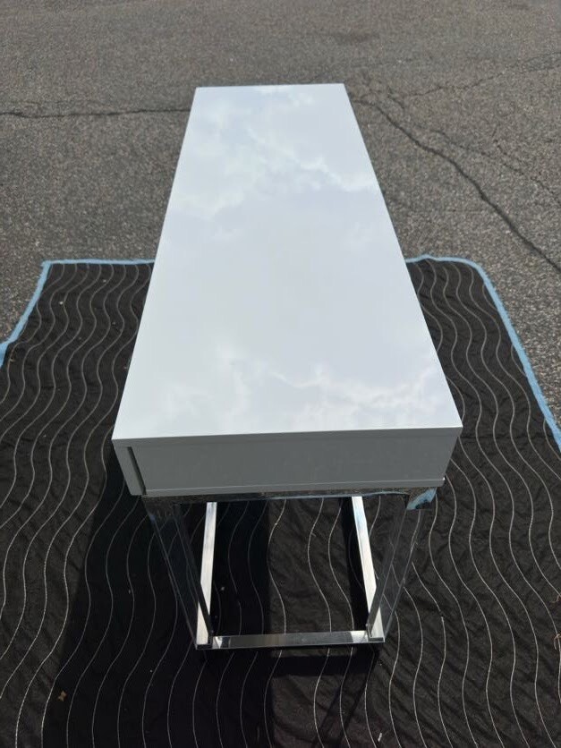 Picture 2 of 20