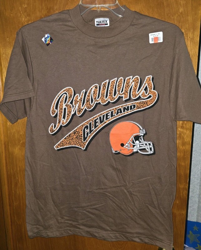 Brand New Cleveland Browns T Shirt Medium NWT ORANGE Cotton Gift Official NFL 