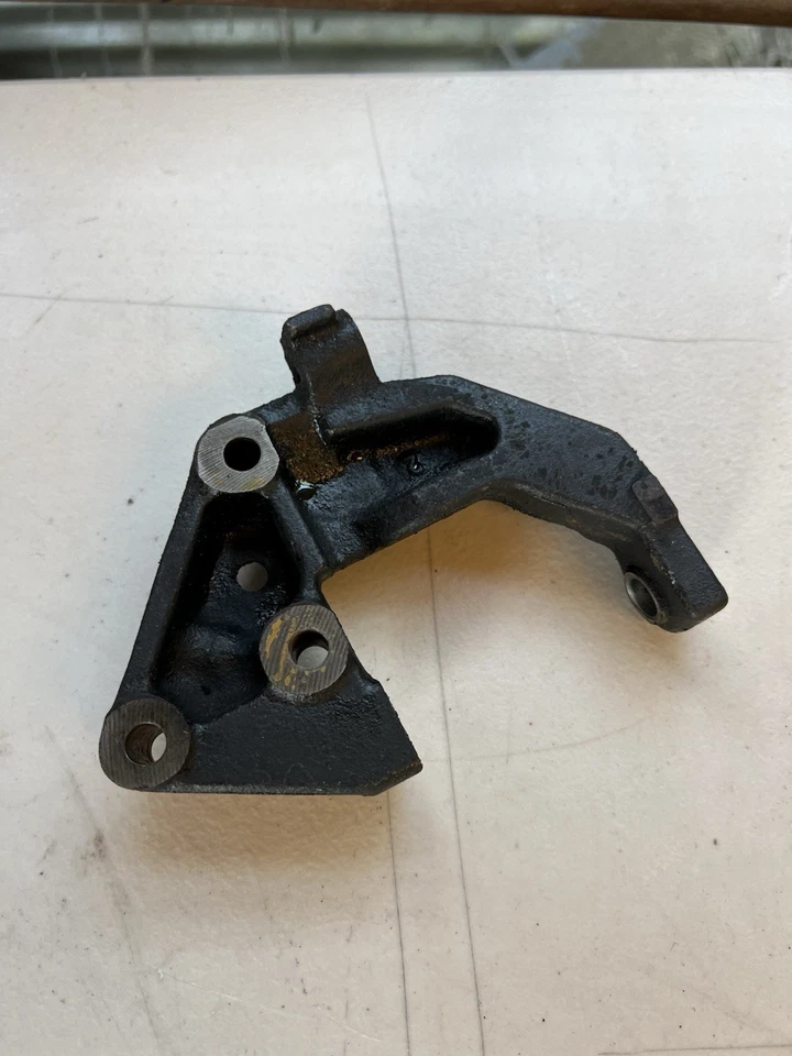 1984 85 86 87 88 89 Nissan 300zx z31 accessories brackets ac steering pump - Image 2 of 2