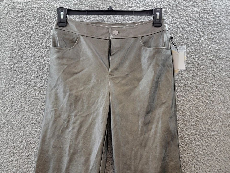 Pantalones bootleg metálicos Anne Klein para mujer 4 grises con cremallera y cierre de botones Foto 3 de 4