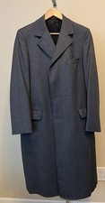 Vintage Joseph A Bank Made in USA Wool Herringbone Tweed Gray Coat Overcoat 42