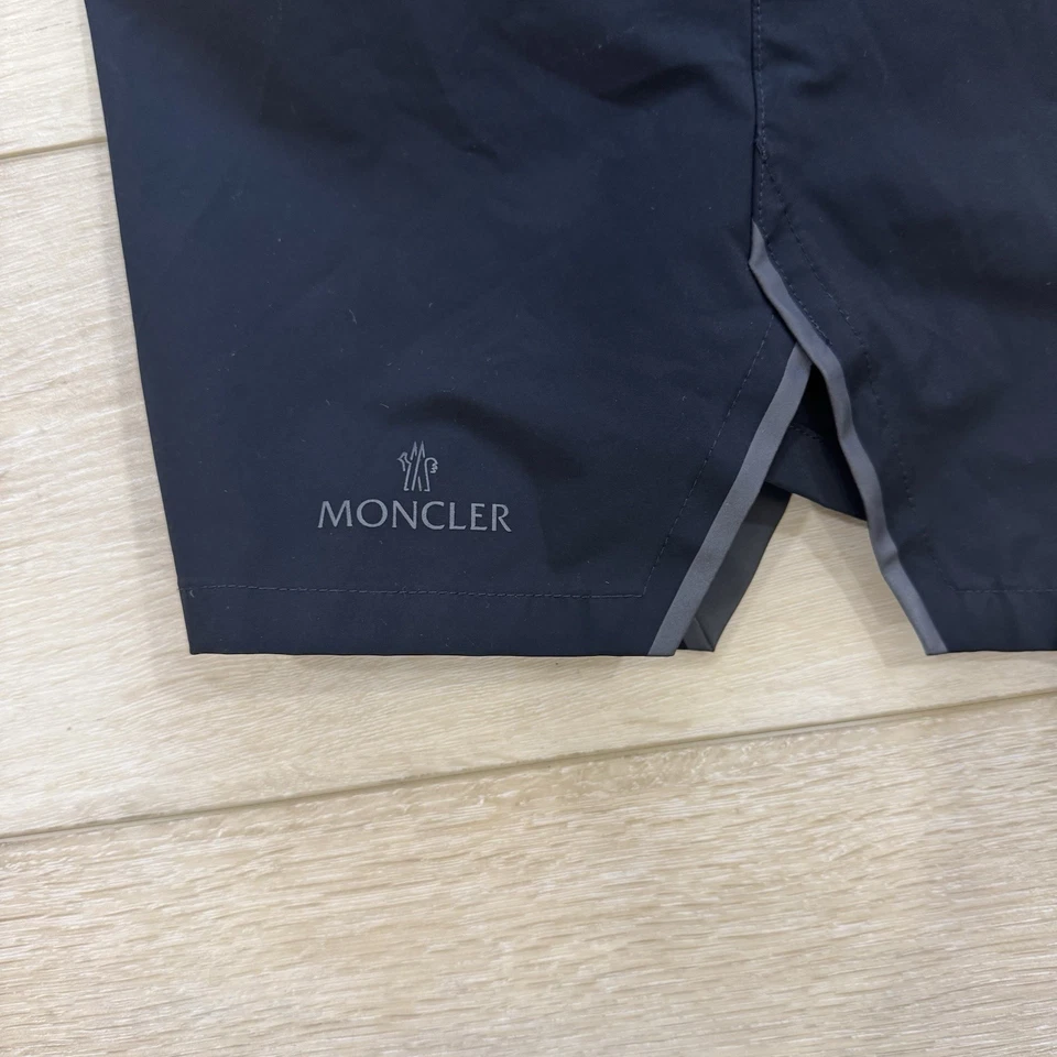 Moncler 短裤男式 XL 52 黑色标志布贴尼龙弹力设计师 — 第 4/4 张图片