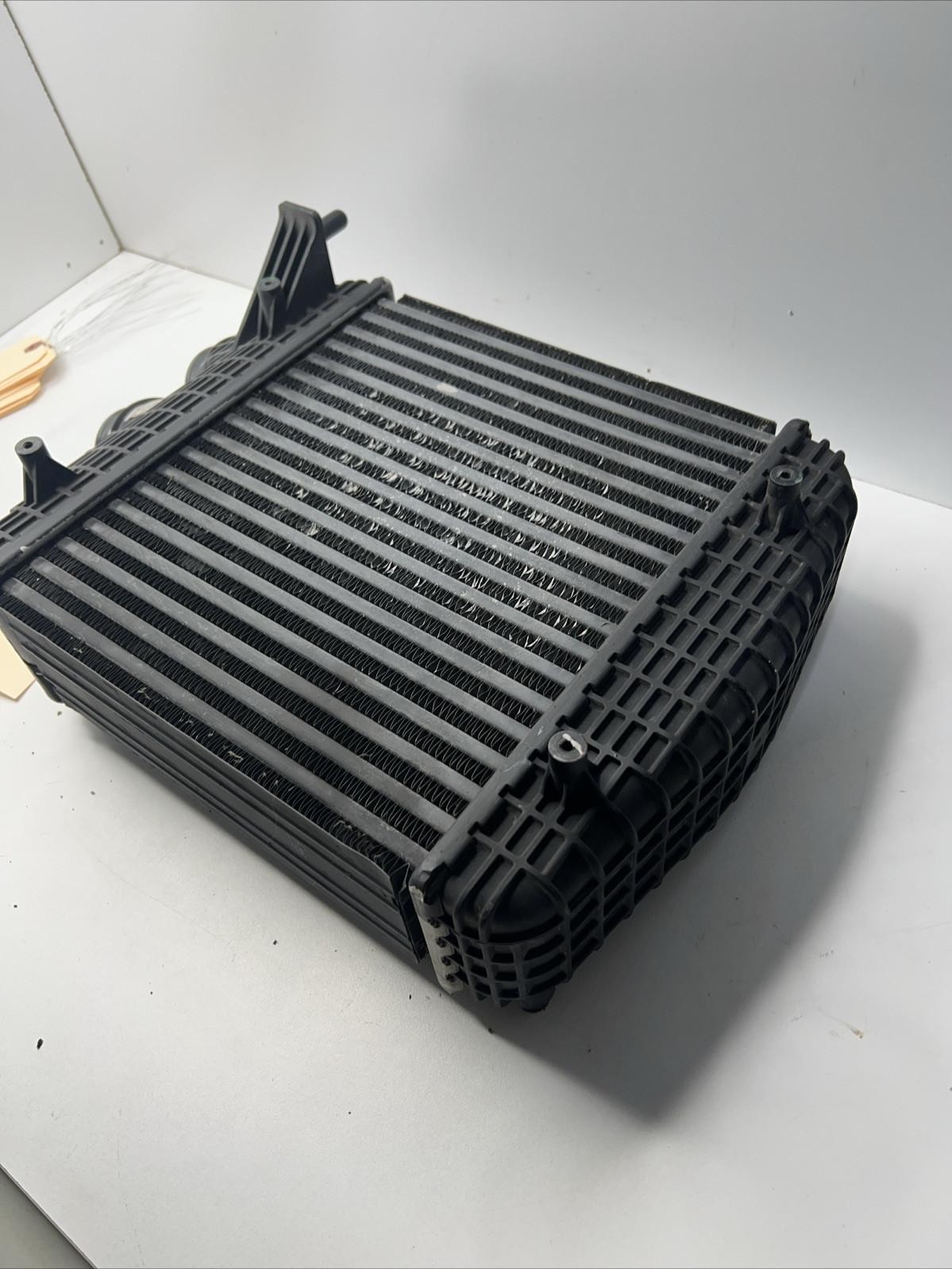 2014 - 2019 MASERATI GHIBLI OEM RH 3.0L RWD RIGHT INTERCOOLER 16474840