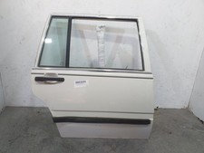 Porte arrière et accessoires Volvo 740