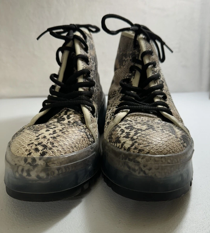y2k style Qupid Size8?  Women’s Snakeskin Combat Boots Size 41 - Image 3 of 4