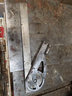 MODEL PATTENTED PROTRACTOR OR SQUARE - PATENTED FEB. 13, 1917 - VIAL IS INTACT