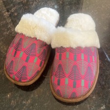 Joyful Beautiful Tree Slipper Sz Med 7/8 Pink-Green-Brown W/ White Faux Fur Avon
