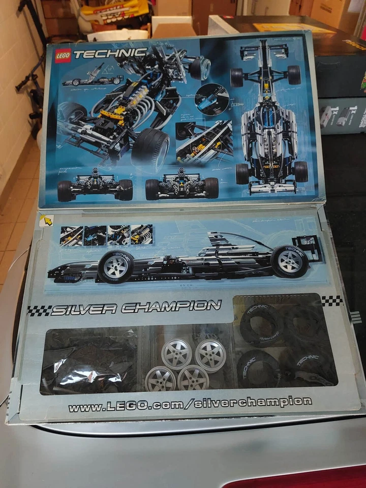 LEGO Technic 8458 Silver Champion, foto 2 di 4