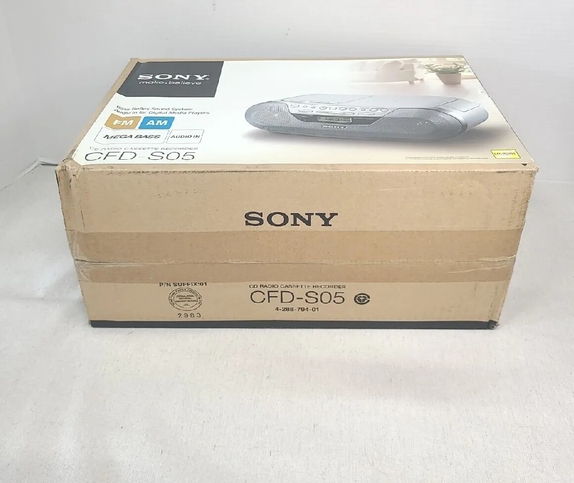 New Sony CFDS05 CD AM/FM Radio Cassette Tape Recorder Boombox Speaker