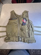Yakeda Tactical Vest Commando Chest Rig Tan, New, Never Worn