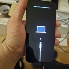 Apple iPhone 14 6,1" 128GB Mitternacht Smartphone 
