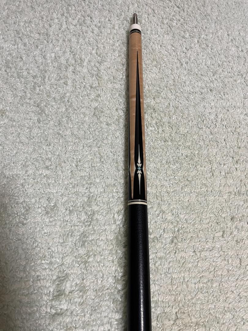 MEZZ　キュー　Axi-158　シャフトExPro　キャップ付き Mezz Axi-158 Pool Play Cue Wavy Joint WJ ExPro Shaft