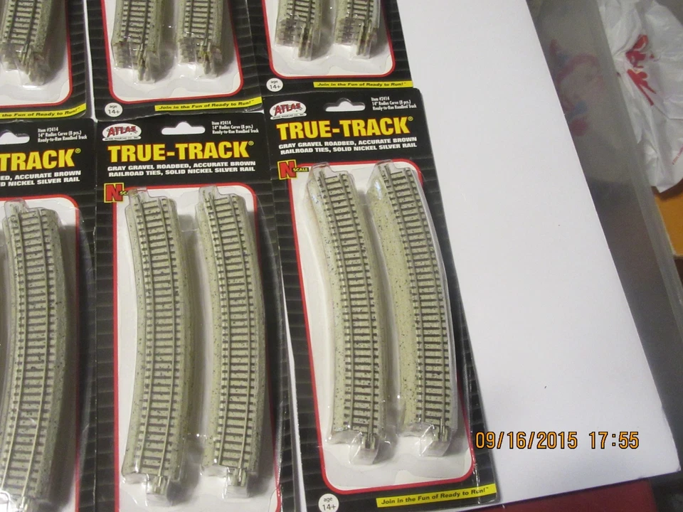 8 pkgs of N scale Atlas #2414 CODE 65 TRUE TRACK 14" Radius - Image 2 of 2