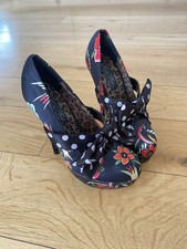 Women Iron Fist Society flower and polka dot Platform size UK 4 Worn Once