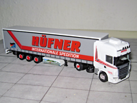 Herpa 304610 - Scania R '09 Tl - Gardinenauflieger - Spedition Oswald HüFner