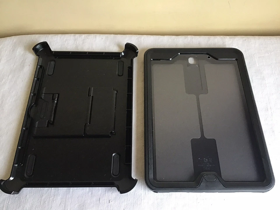 New Open Box Black Otter Box Defender Series Rugged Samsung Galaxy Tab A 9.7 - Image 3 of 4