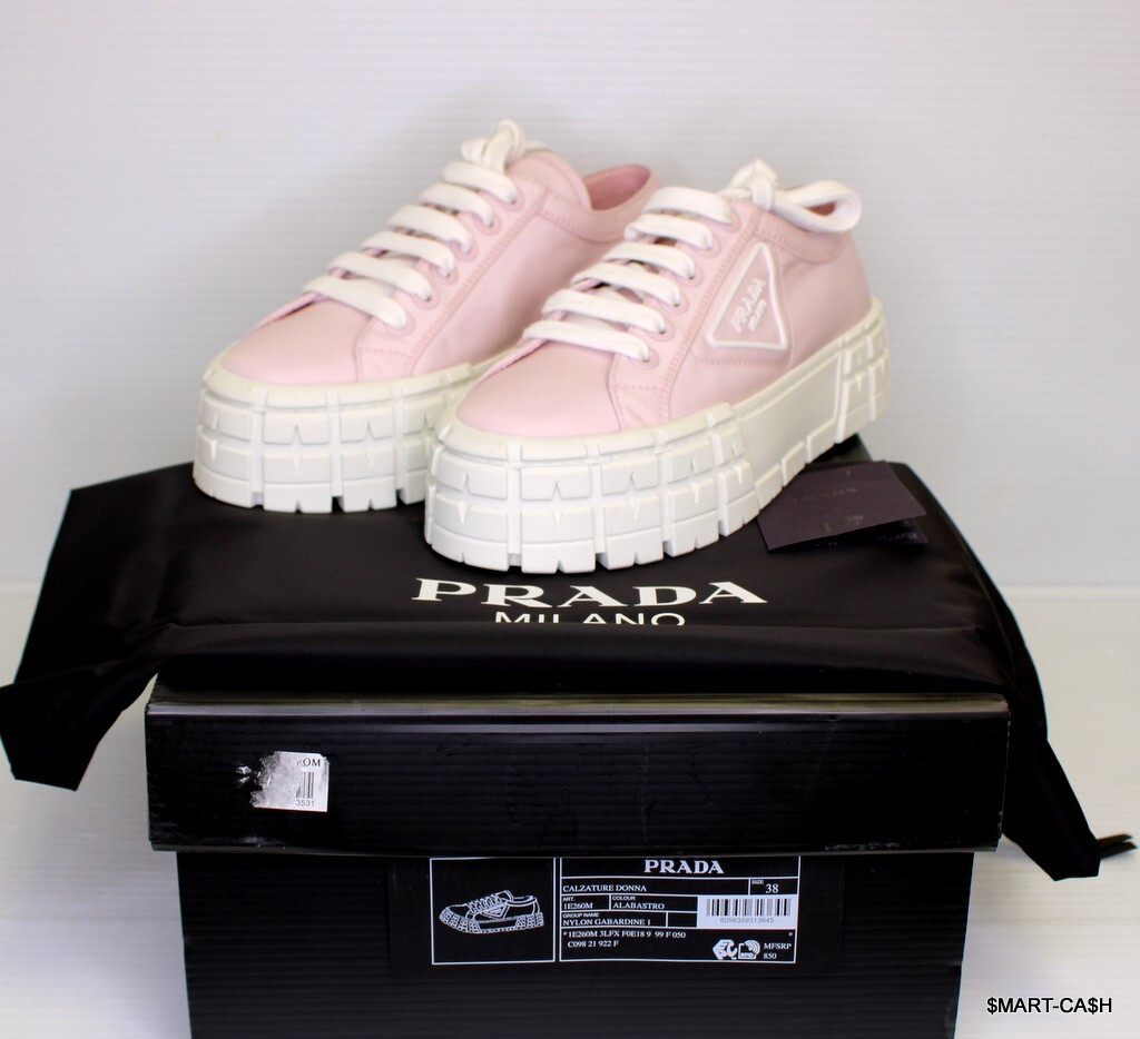 PRADA ピンク スニーカー 中古・古着通販】PRADA (プラダ) ダブルホイールナイロン