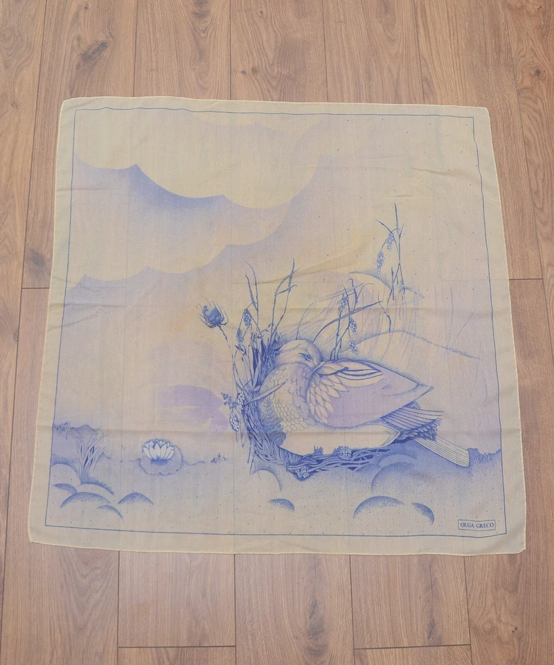 Bufanda vintage 100 % seda Olga Greco, pieza de diseñador firmada con motivo de pato pájaro Foto 2 de 4