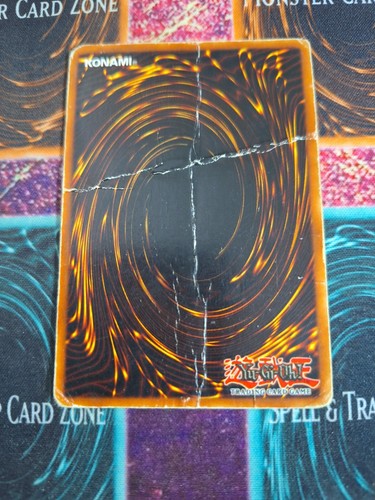 Yu-Gi-Oh! TCG Blue-Eyes White Dragon SDK-001 Ultra Rare Unlimited HP/DMG - Picture 10 of 12