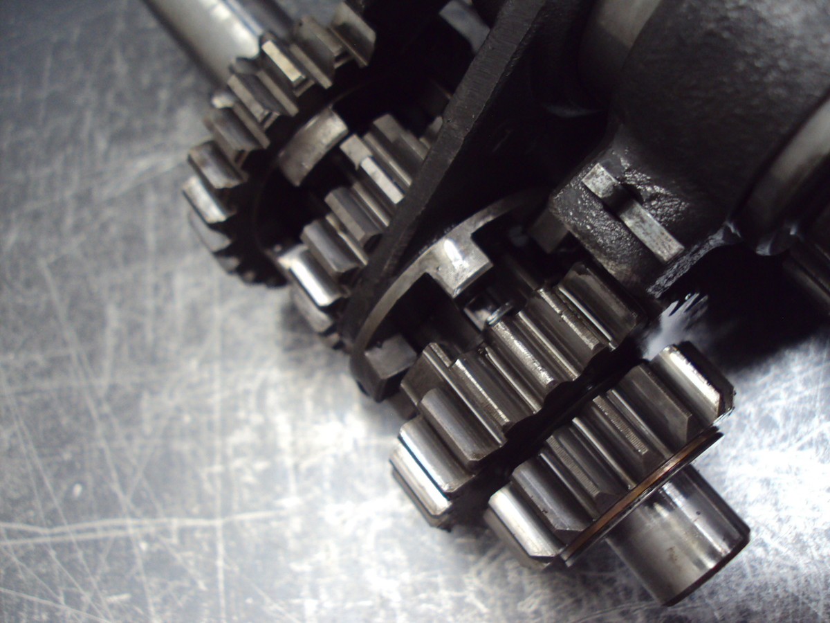 1972 72 KAWASAKI KX175 KX 175 MOTORCYCLE ENGINE TRANSMISSION