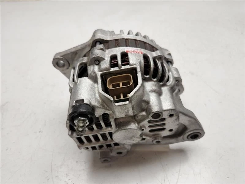 Alternador Mazda 626 2000-2002 4 cilindros OEM FS1118300B Foto 4 de 4