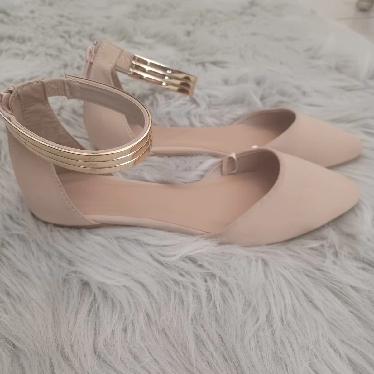 Bamboo Tan Flat Shoes Size 6 eBay