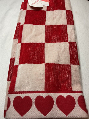 ENVOGUE KITCHEN TOWELS (2) KHAKI RED CHECK HEARTS 100% COTTON  NWT